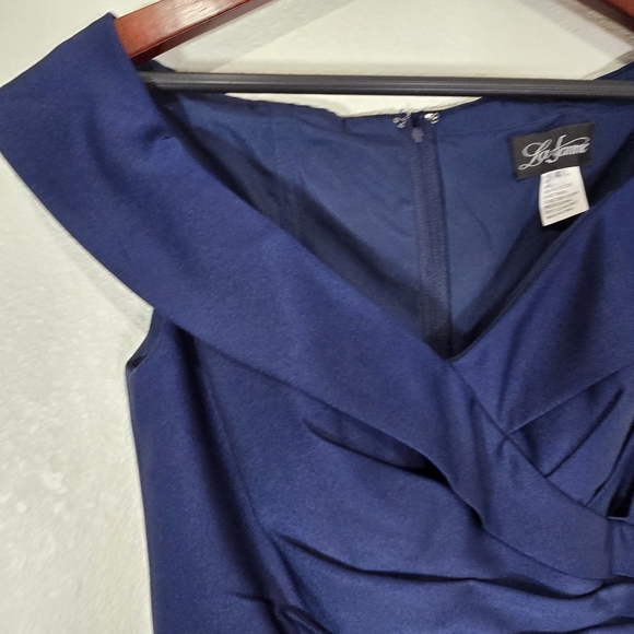 La Femme Size 4 Surplice Off the Shoulder Column Gown Navy Blue Prom Bridesmaid‎ - Picture 7 of 12